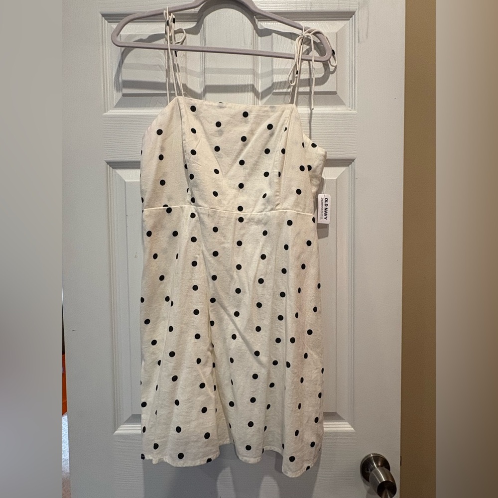 Old Navy White Dress with Black Polka Dots